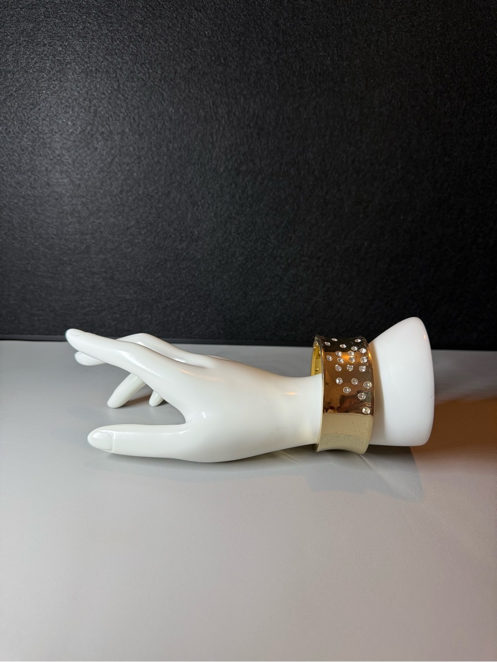 Gold-Tone Wide Rhinestone Cuff Bracelet 🗽🖤